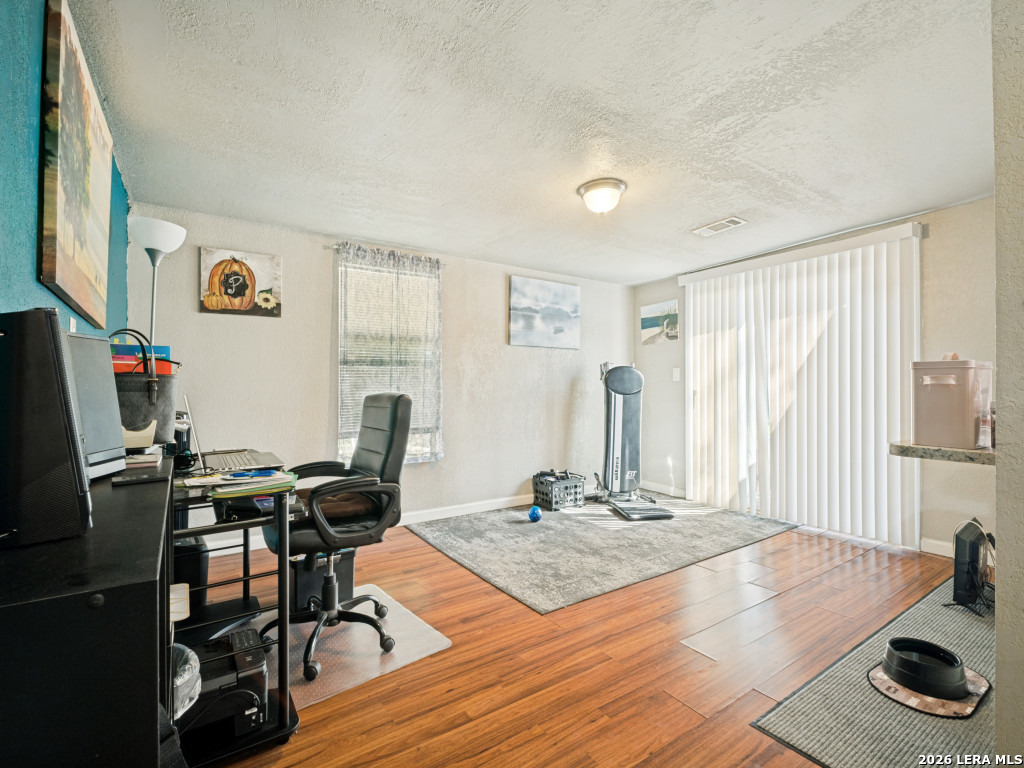7111 Glen Grove San Antonio TX 78239