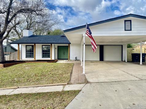 2043 Farmsville Drive San Antonio TX 78245