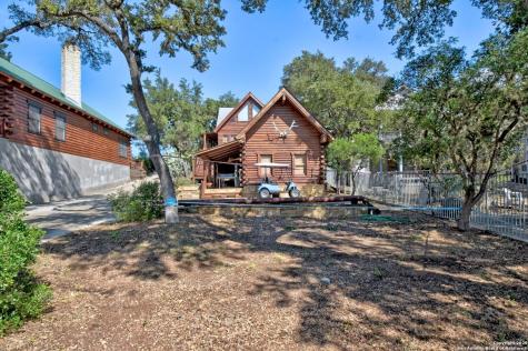 920 Pebble Beach Drive NW Lakehills TX 78063