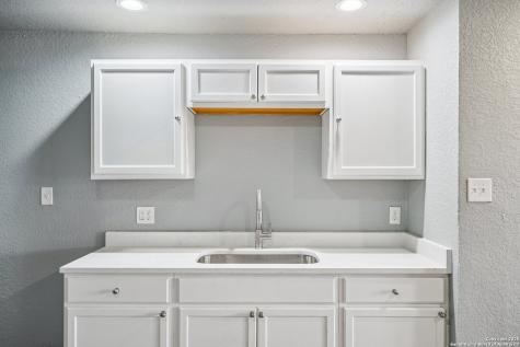 8819 Catalina Bay San Antonio TX 78242