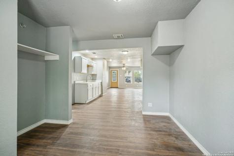 8819 Catalina Bay San Antonio TX 78242