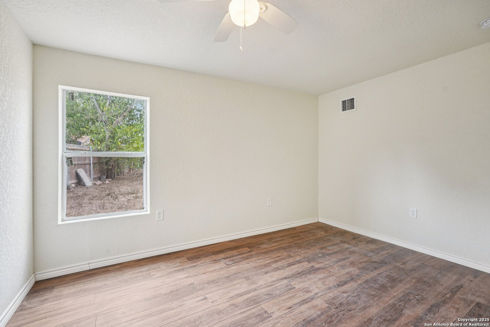 8819 Catalina Bay San Antonio TX 78242