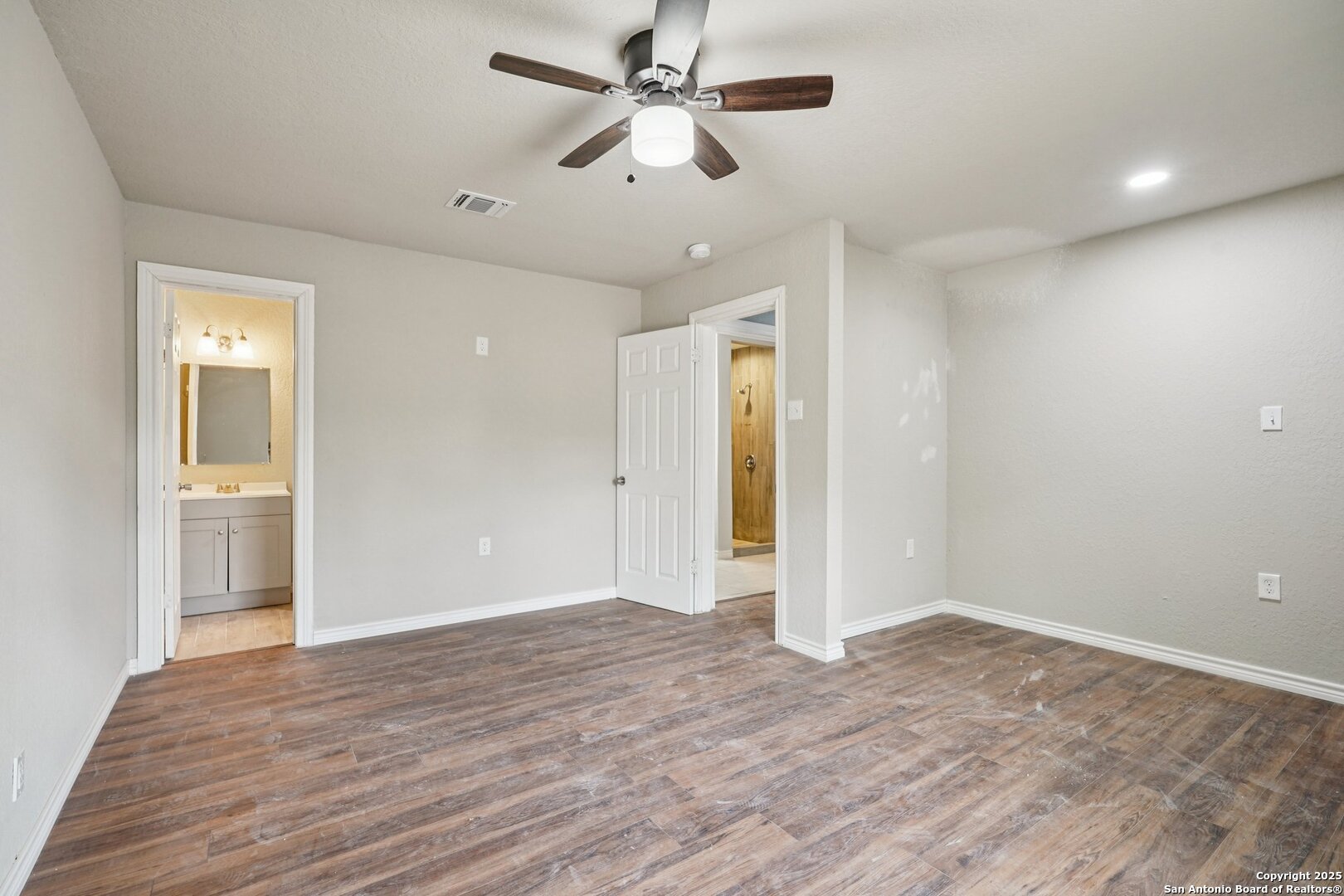 8819 Catalina Bay San Antonio TX 78242