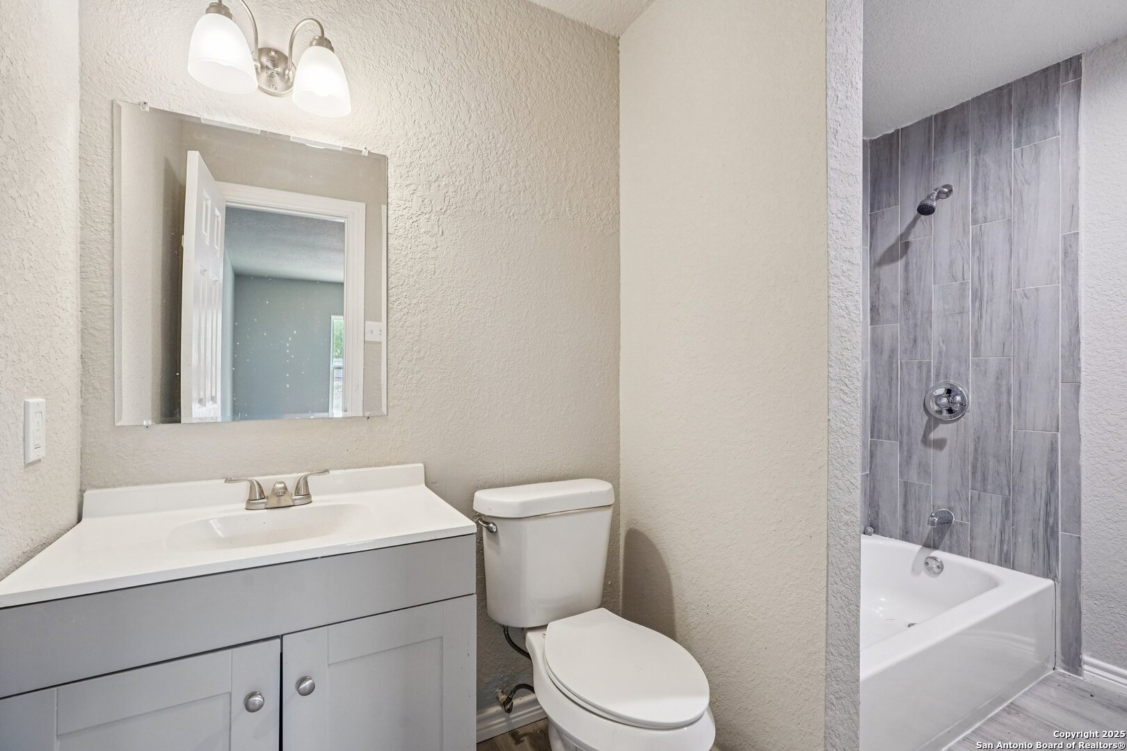 8819 Catalina Bay San Antonio TX 78242