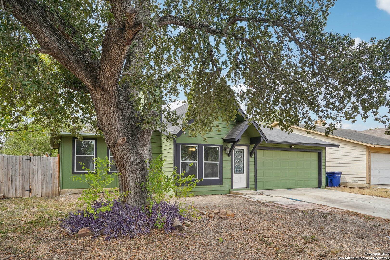 8819 Catalina Bay San Antonio TX 78242