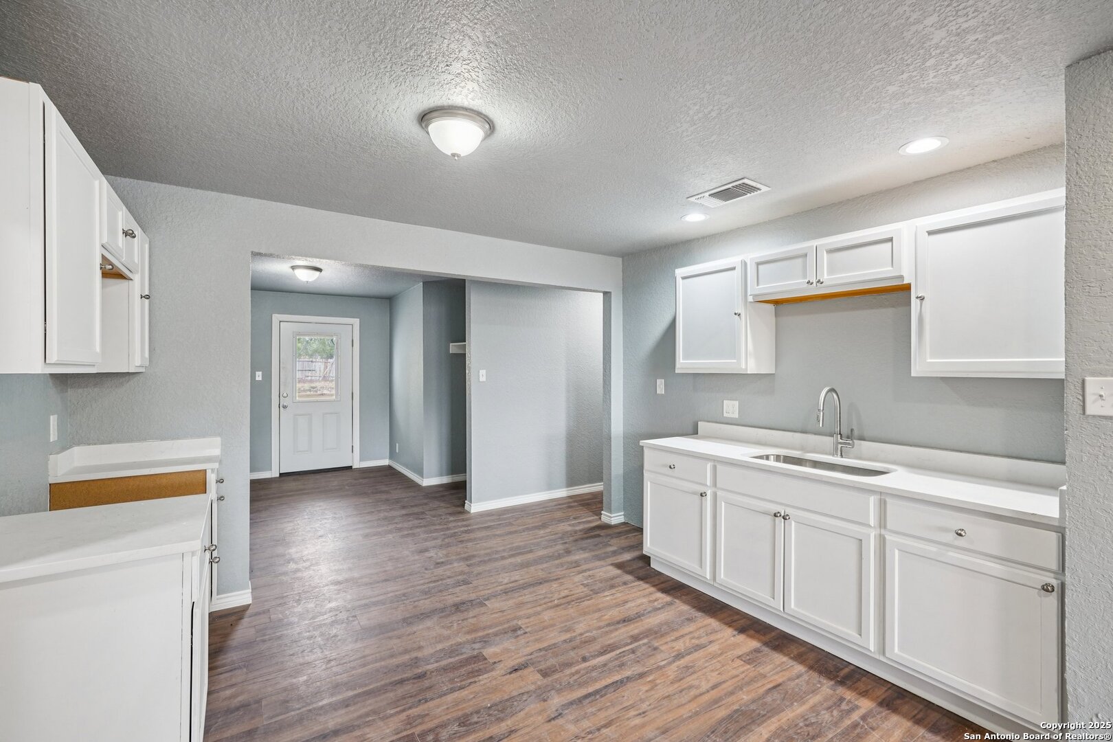 8819 Catalina Bay San Antonio TX 78242