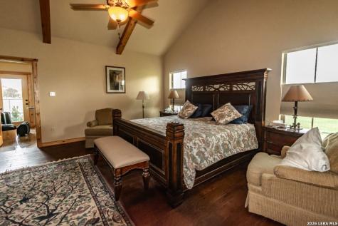 2657 West Sabinal Road Utopia TX 78884