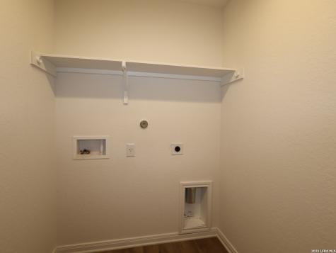 8216 Foxtail Fork San Antonio TX 78222