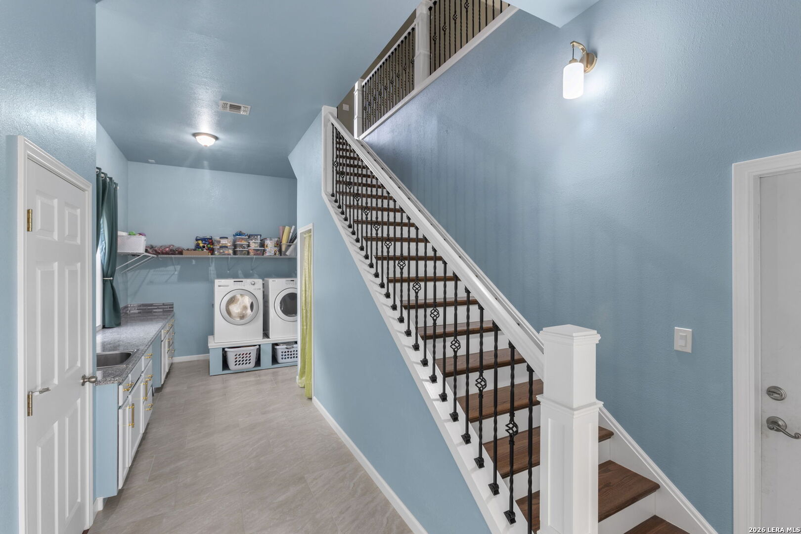 174 County Road 6869 Natalia TX 78059