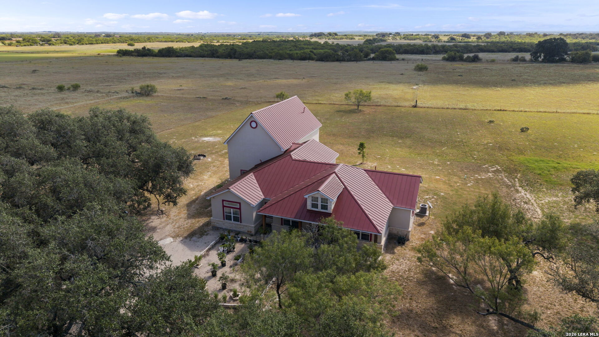 174 County Road 6869 Natalia TX 78059