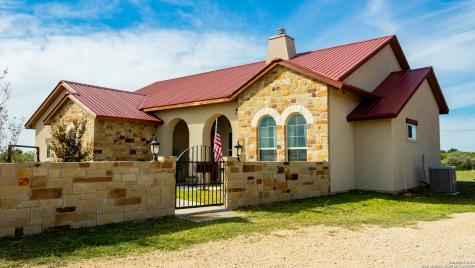 239 Marsh Lane Uvalde TX 78801