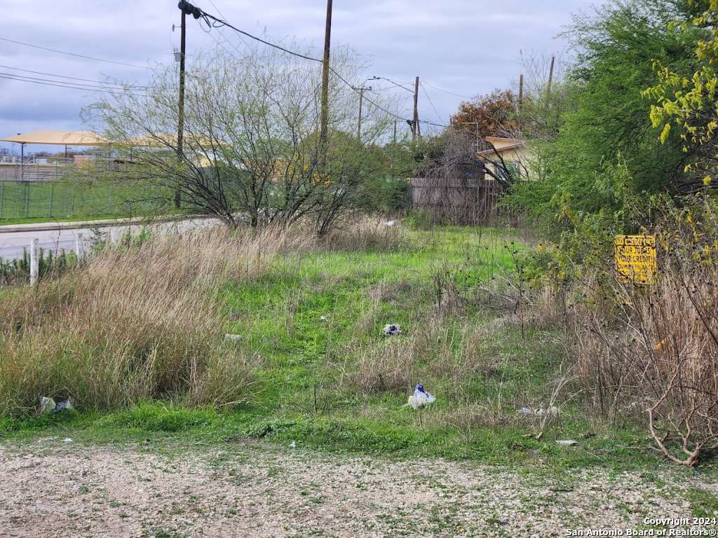300 S San Augustine Avenue San Antonio TX 78237