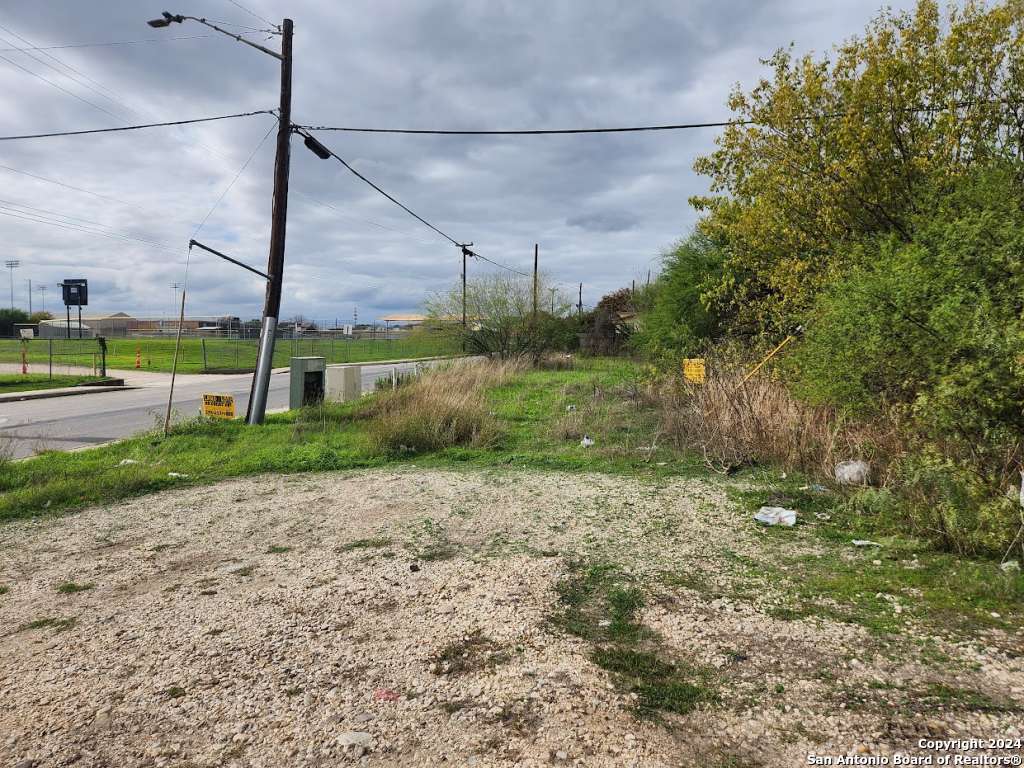 300 S San Augustine Avenue San Antonio TX 78237