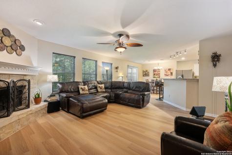 209 Storm Mountain Cibolo TX 78108