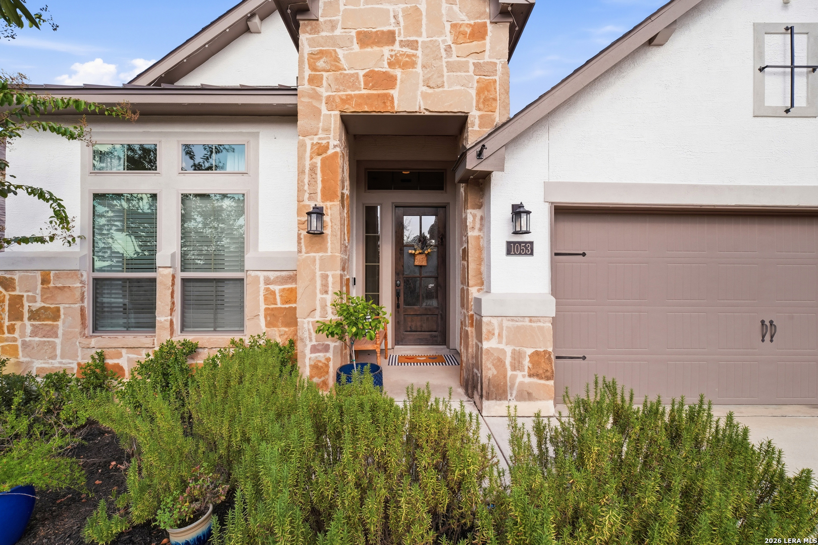 1053 Cadogan Squire San Antonio TX 78260