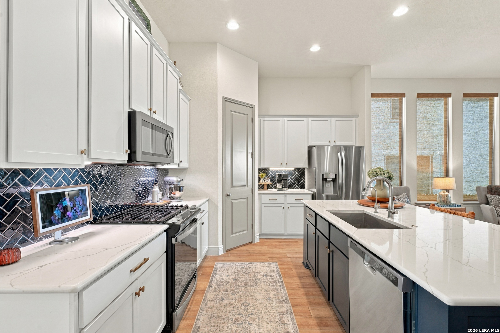 1053 Cadogan Squire San Antonio TX 78260