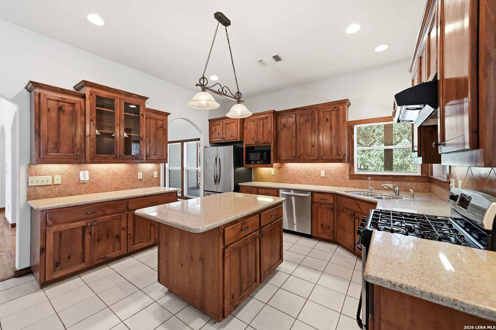 514 Burning Tree Lane Bandera TX 78003