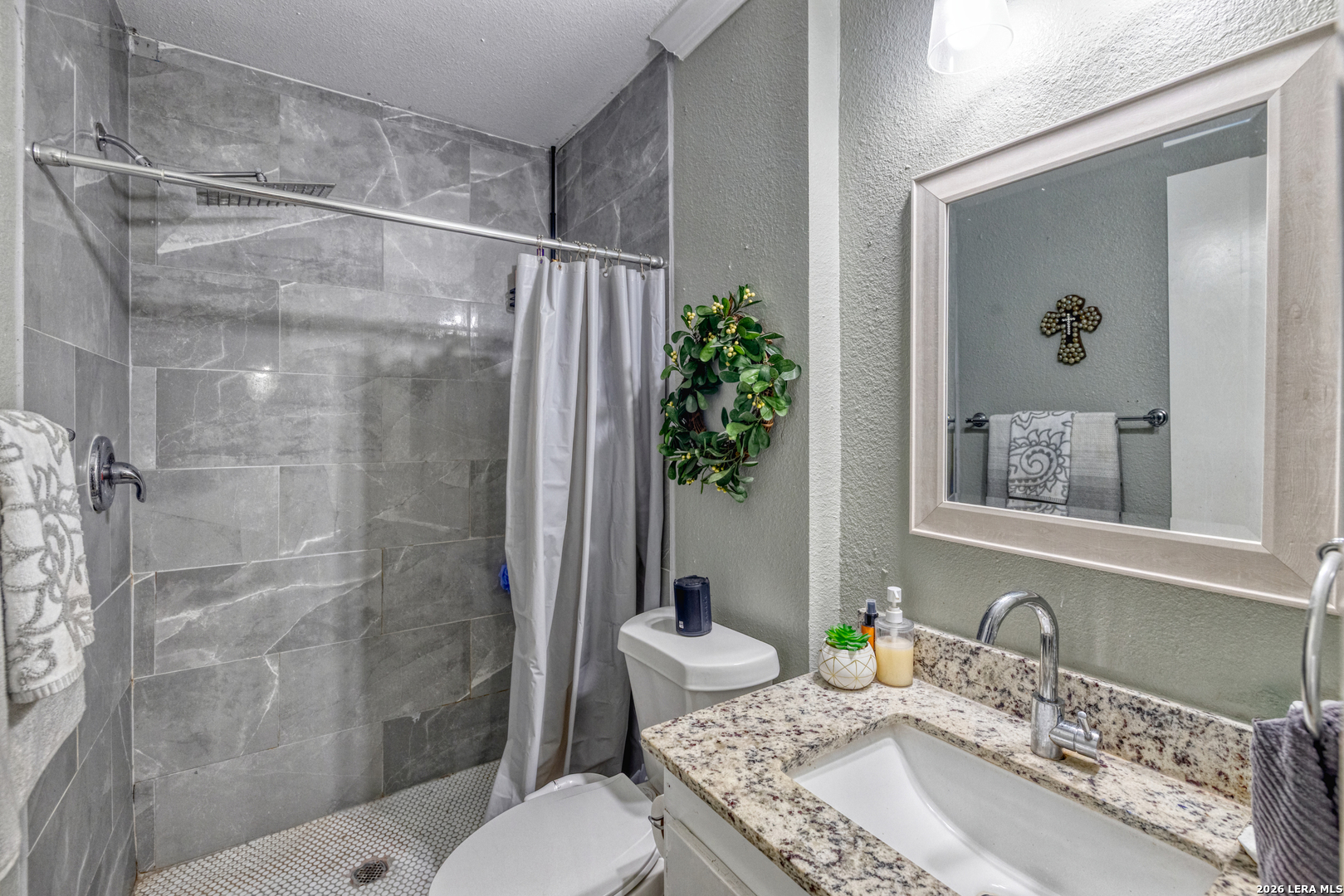 741 N Skylane Drive Uvalde TX 78801