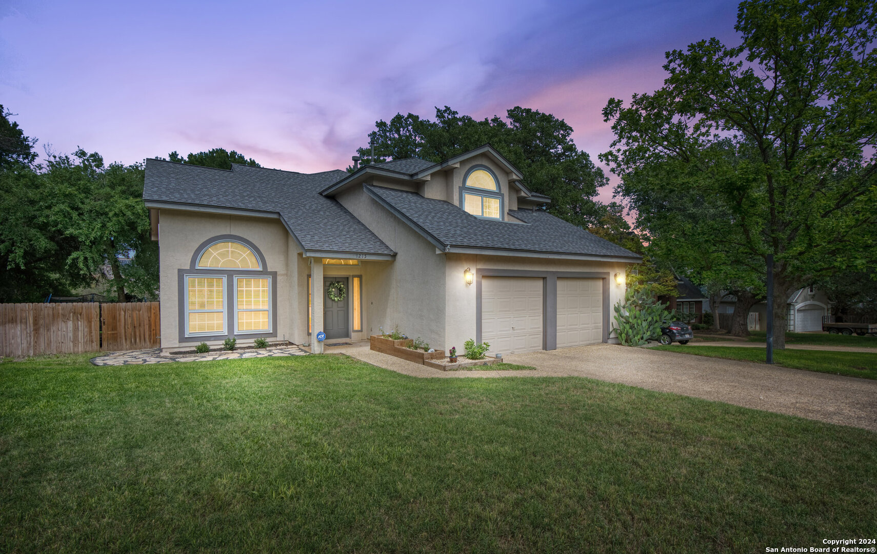 1215 Vista Del Juez San Antonio TX 78216