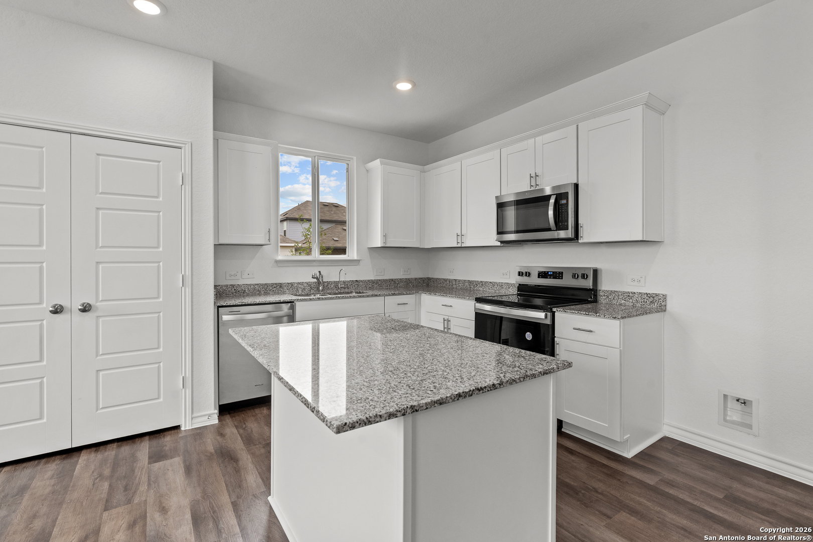 8262 Brandy Branch San Antonio TX 78252