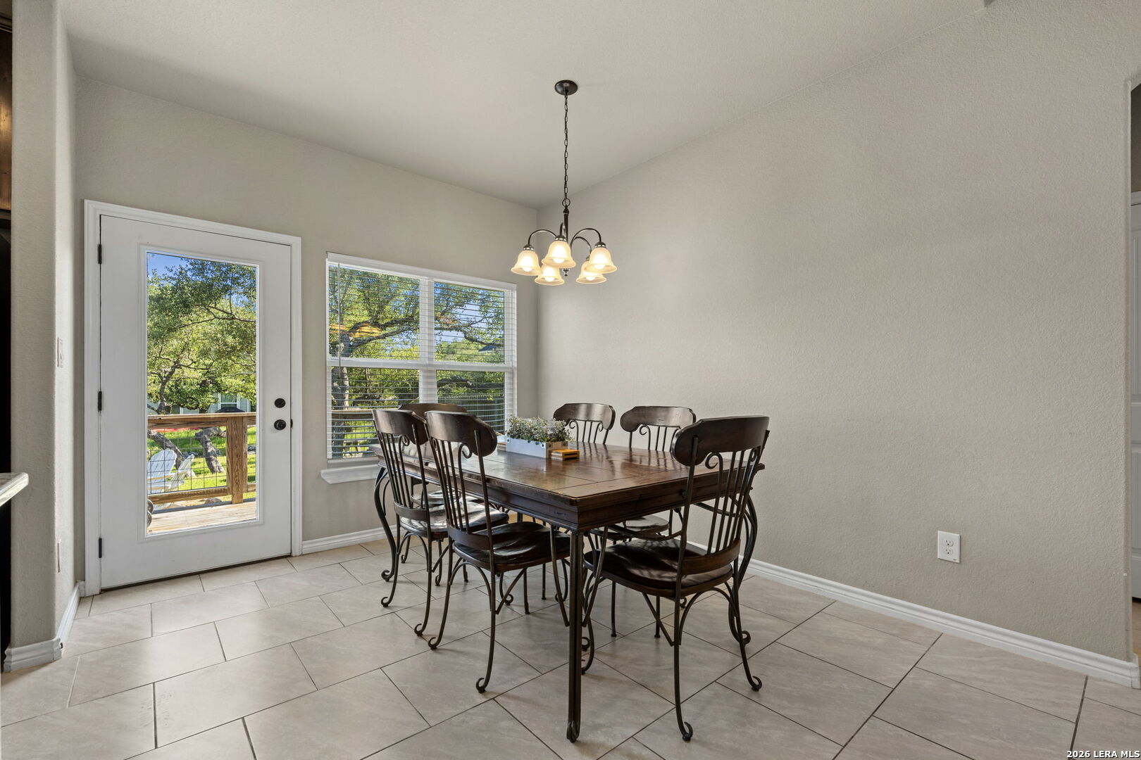 986 Paradise Drive Canyon Lake TX 78133