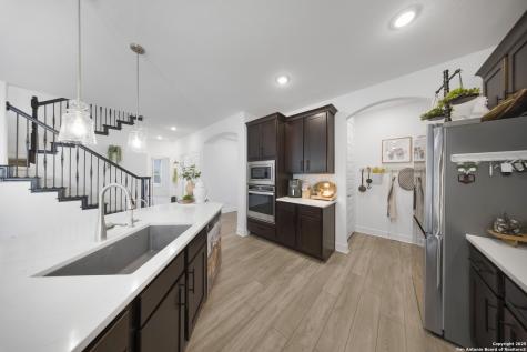 1617 Cullanne Park Bulverde TX 78163