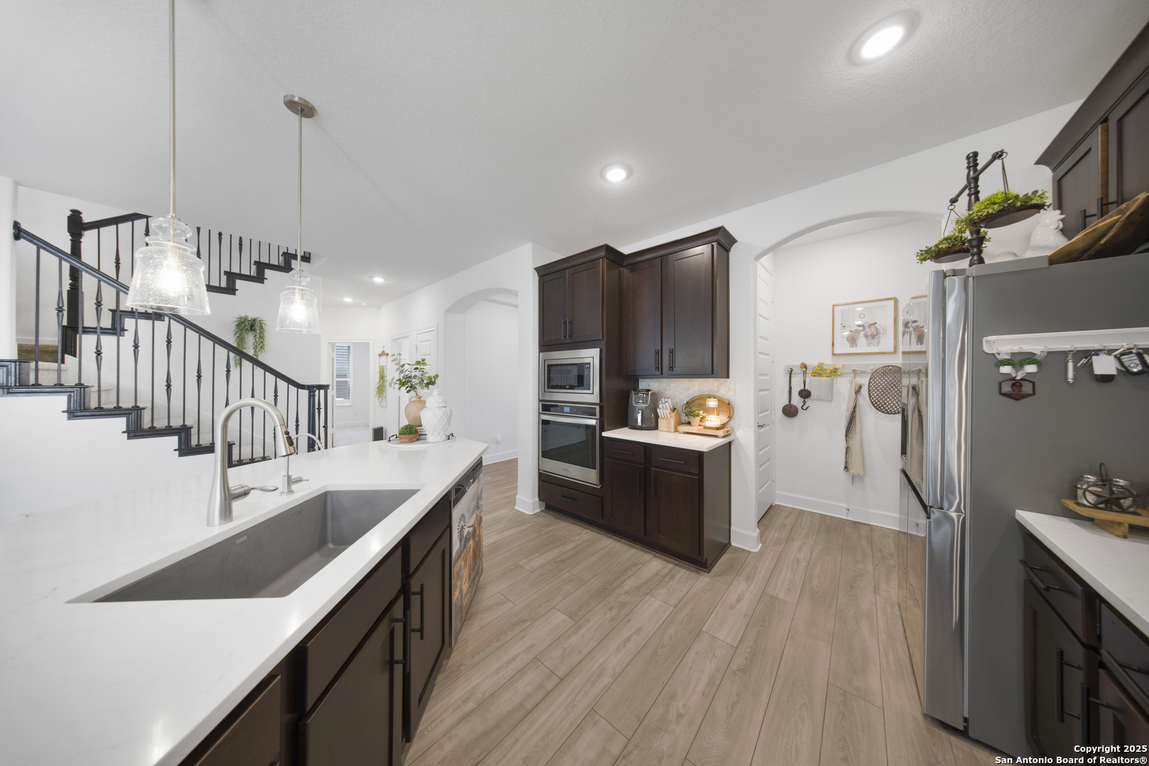 1617 Cullanne Park Bulverde TX 78163