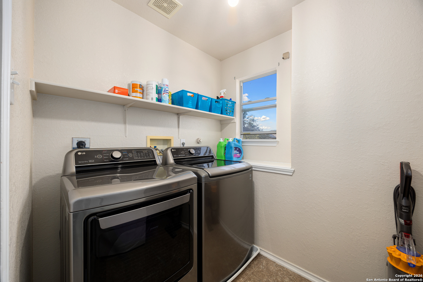 3 Adobe San Antonio TX 78239