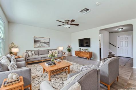 335 Kildeer Creek San Antonio TX 78253