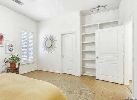 415 Santa Clara San Antonio TX 78210