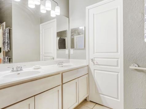 415 Santa Clara San Antonio TX 78210