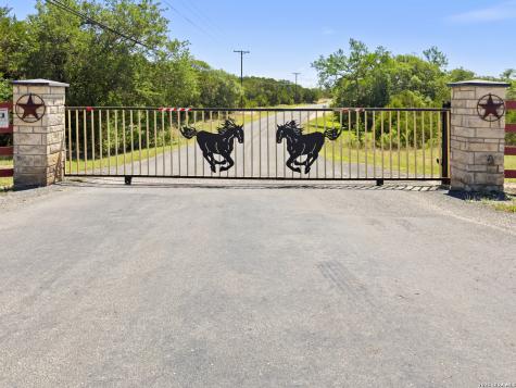 163 N Stallion Estates Drive Spring Branch TX 78070