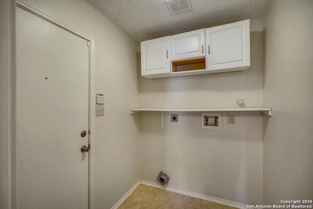 7931 Pecan Heights San Antonio TX 78244