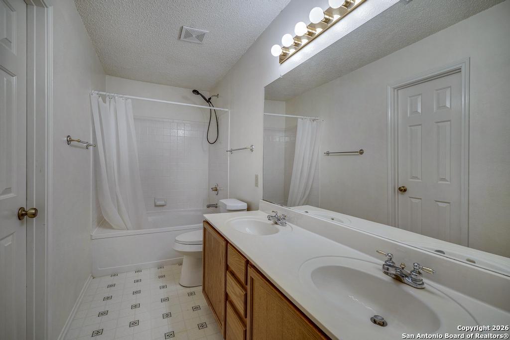 7931 Pecan Heights San Antonio TX 78244