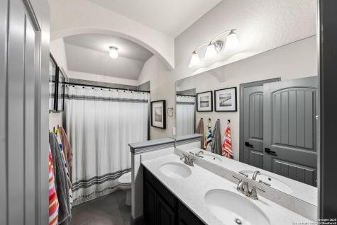 8418 Mystic Chase Boerne TX 78015