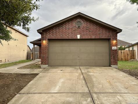 10222 Fossil Valley San Antonio TX 78245