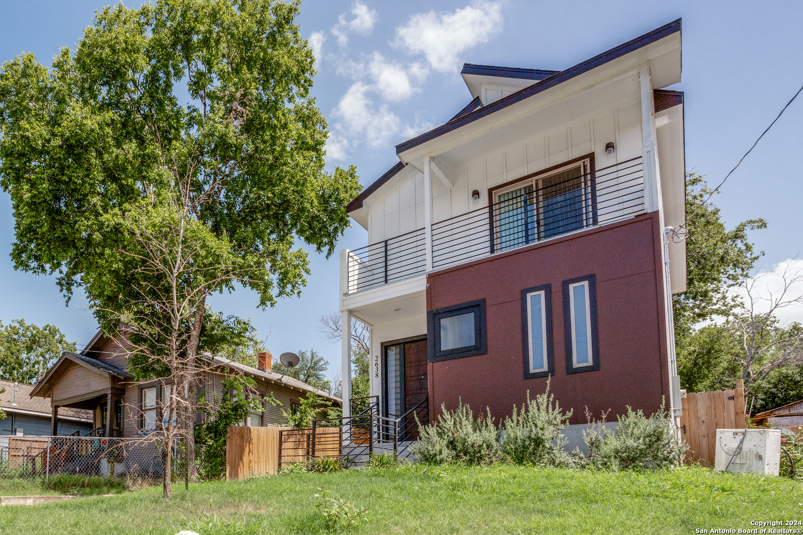 2638 E Commerce Street San Antonio TX 78203