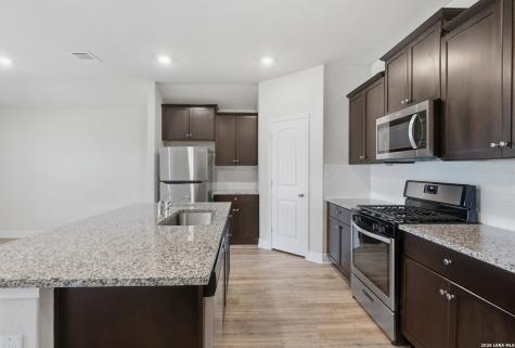 1328 Almond Creek Seguin TX 78155