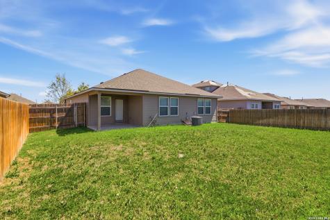 1328 Almond Creek Seguin TX 78155
