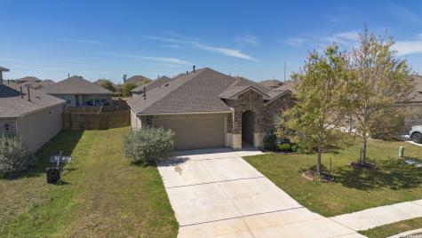 1328 Almond Creek Seguin TX 78155