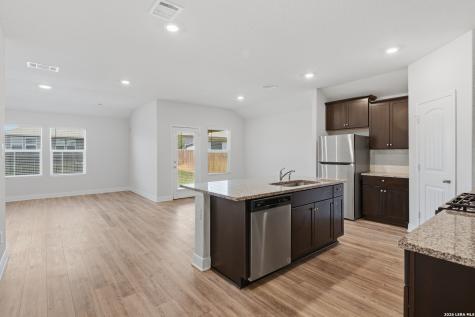 1328 Almond Creek Seguin TX 78155
