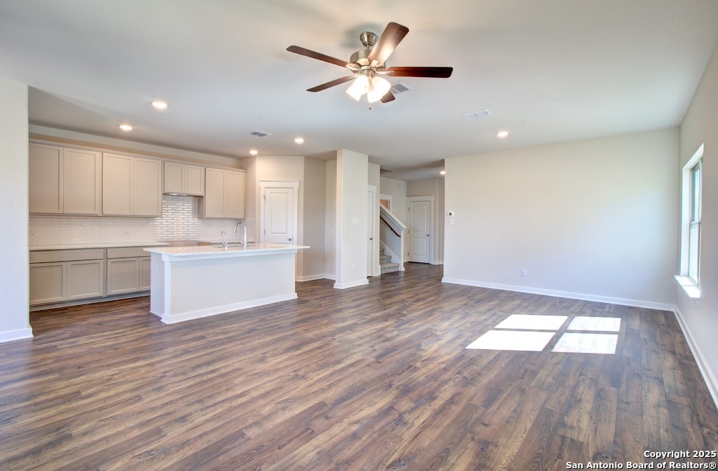 11164 Gaillardia Valley Converse TX 78109