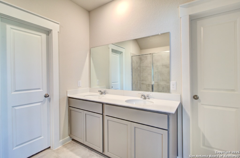 11164 Gaillardia Valley Converse TX 78109