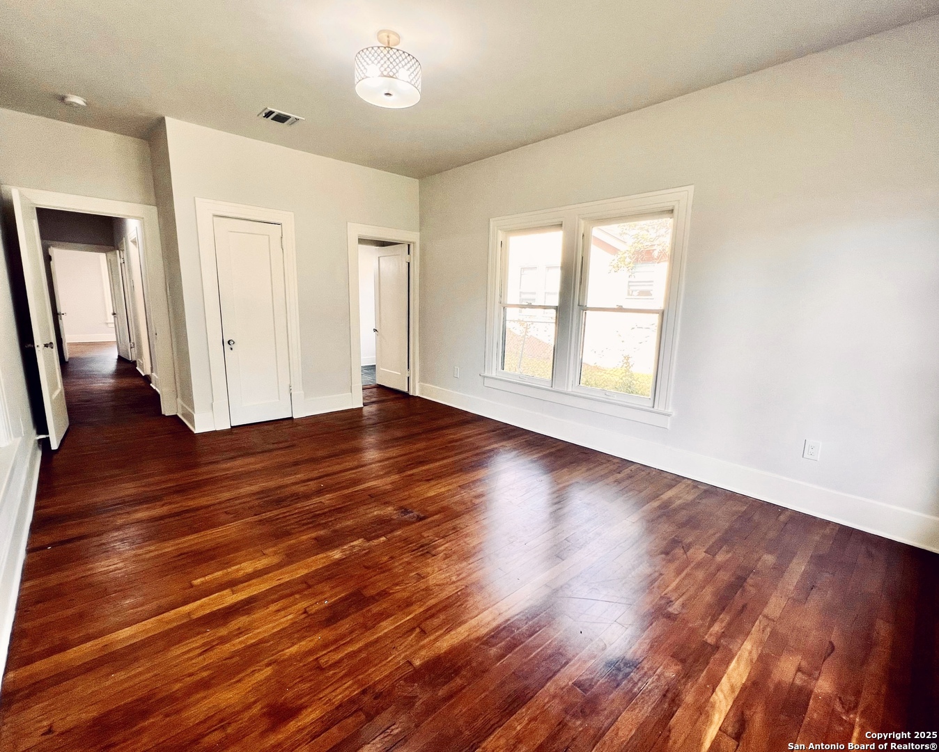 1606 W Mulberry Avenue San Antonio TX 78201