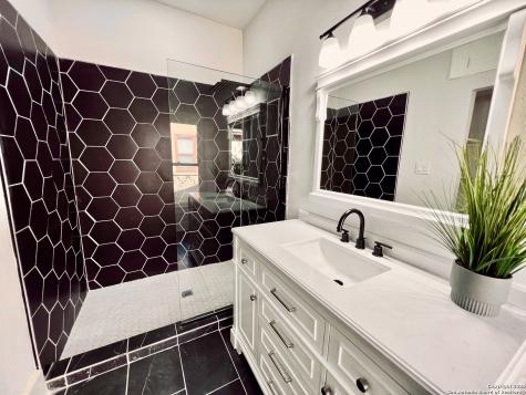 1606 W Mulberry Avenue San Antonio TX 78201