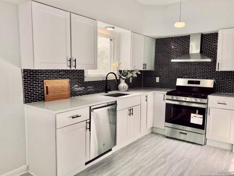 1606 W Mulberry Avenue San Antonio TX 78201