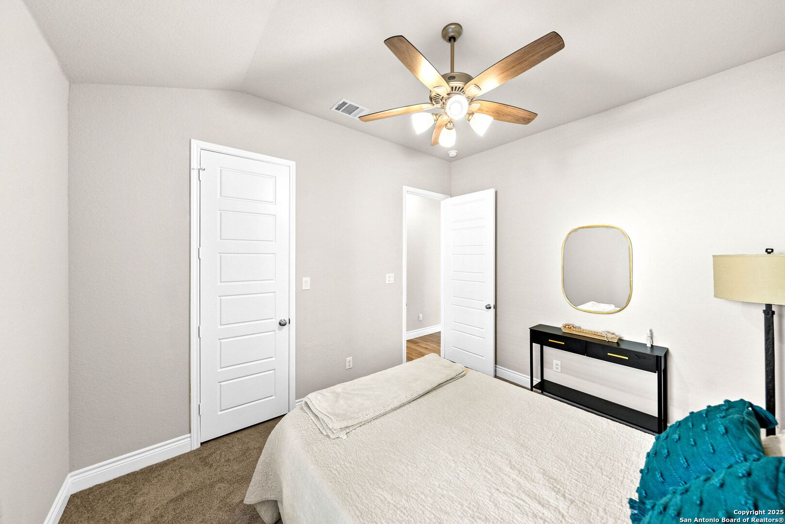 306 Navarro Boerne TX 78006