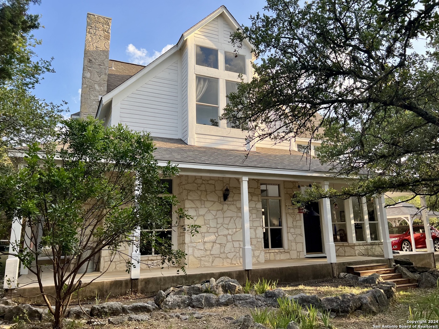 224 W Borgfeld Drive San Antonio TX 78260
