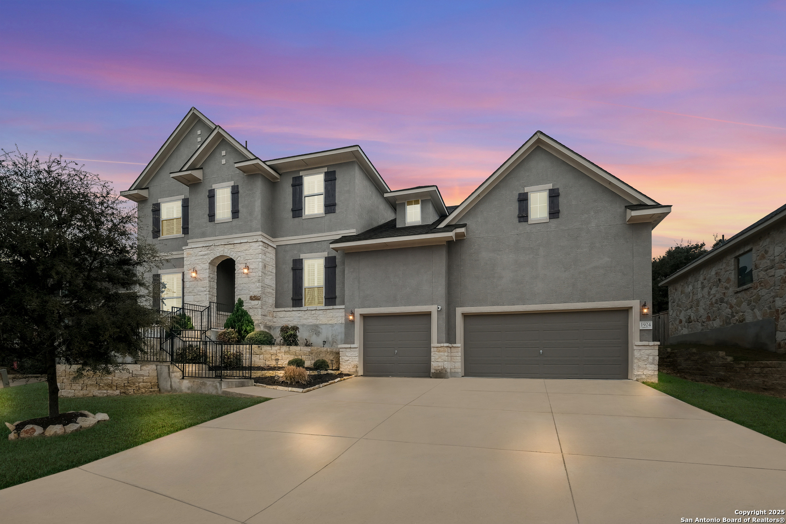 1924 Capella Ridge San Antonio TX 78260