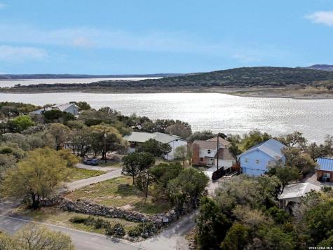 127 Cedar Tree Lane Canyon Lake TX 78133